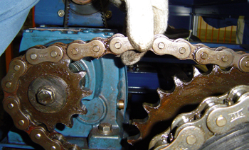 チェーンのテンションチェック